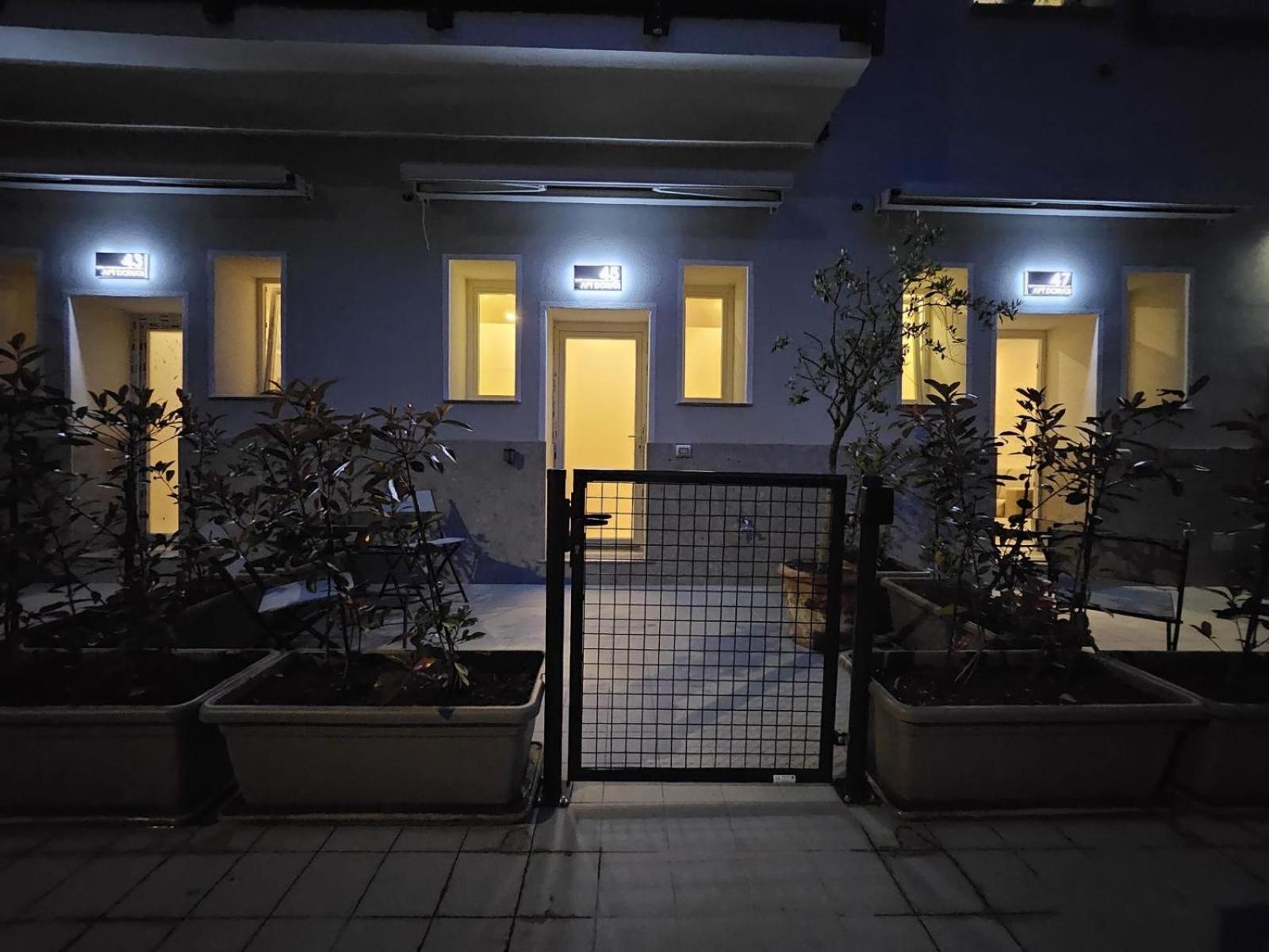 Apt Donati Home, Modernita E Comfort Con Parcheggio Gratuito Privato E Spazio Esterno Privato Cassano dʼAdda Oda fotoğraf